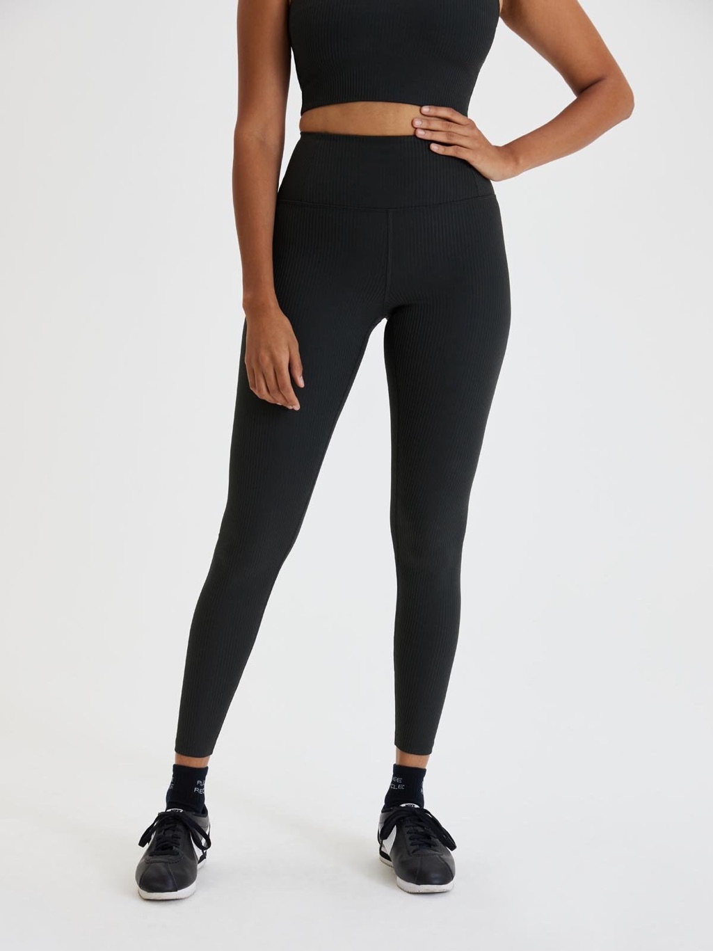 Girlfriend Collective High-Rise Ribbed Compression Leggings In Black Size M